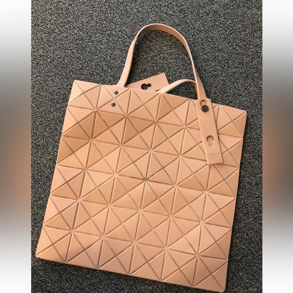 Issey Miyake BaoBao Tote Pink - Picture 3 of 5